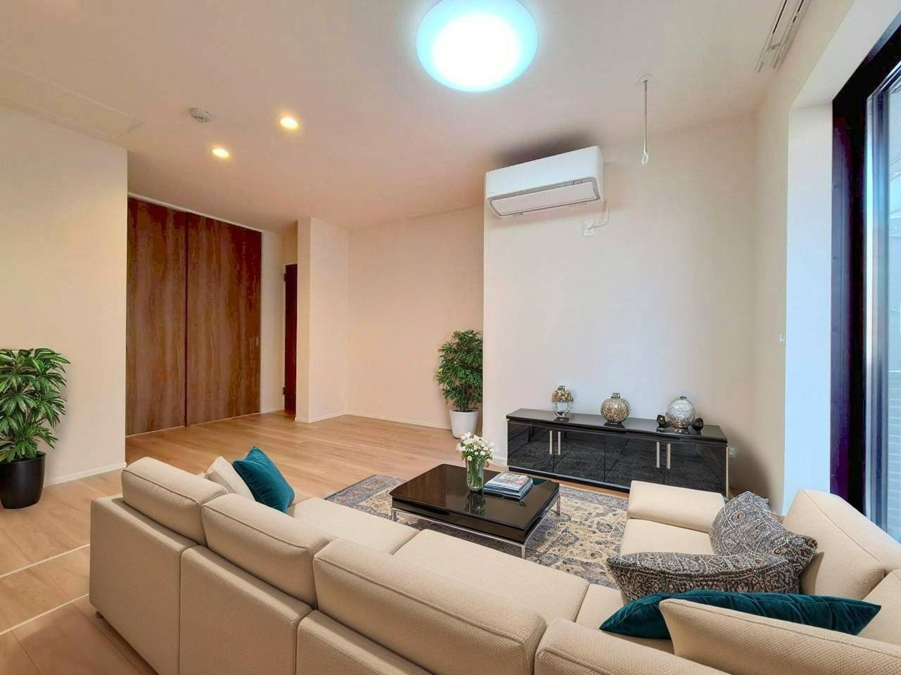 Ｋａｌａｎｃｈｏｅ　カランコエの居間・リビング|★ＬＤＫ１１．４帖★