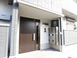 【エントランス】