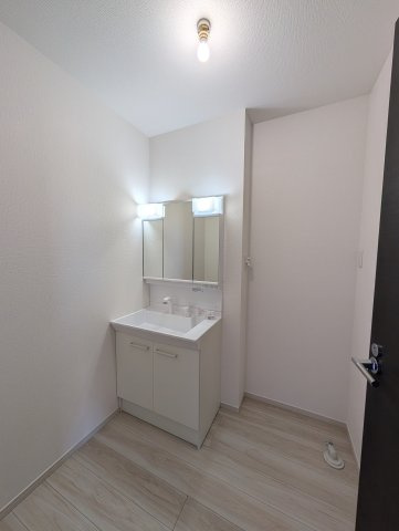 【独立洗面台】 | アーバンスタイル高崎市矢中町ー①