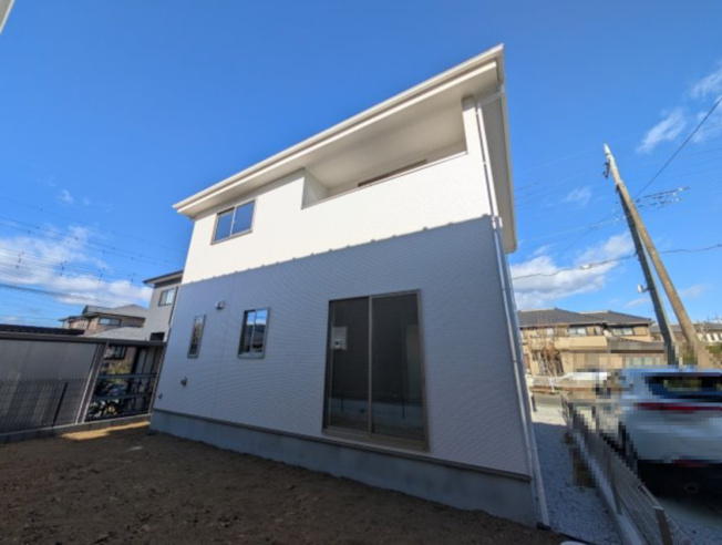 【外観】 | アーバンスタイル高崎市矢中町ー① | 矢中小学校まで徒歩4分！矢中中学校徒歩10分圏内の通学便利な好立地！
JR倉賀野駅まで1.1Kmと駅の利用も便利！