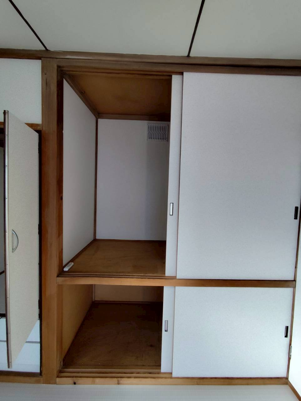 春採4丁目28貸家の収納