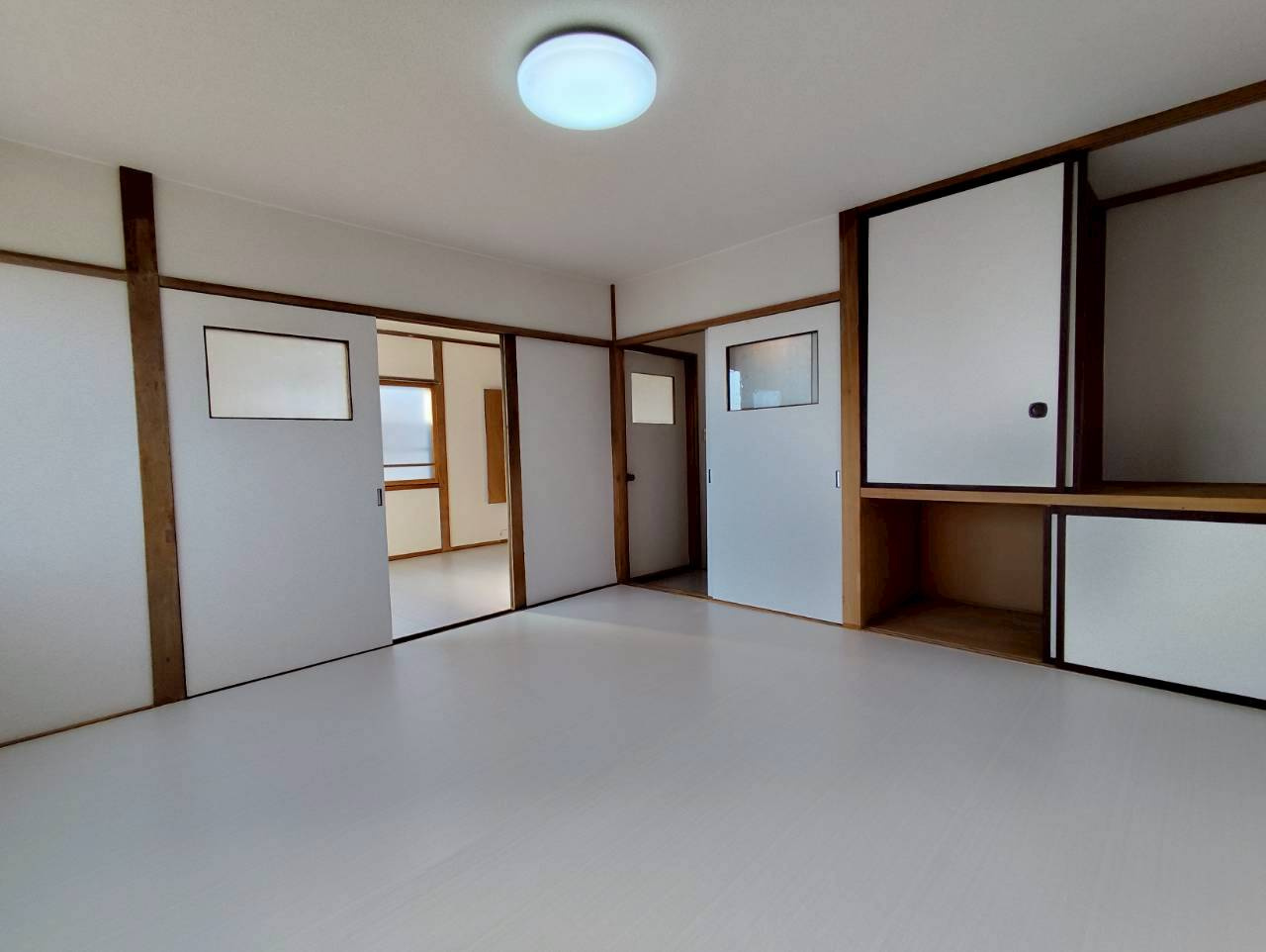 春採4丁目28貸家の内装