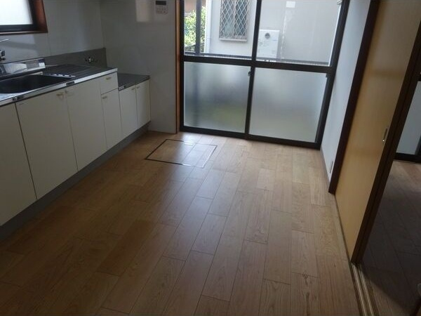 緑区曽根1丁目　貸家の居間・リビング