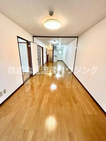 第2ハイツ幸和の居間・リビング