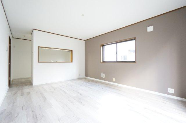 中古　四街道市もねの里の居間・リビング|＊当日ご案内可＊ご希望の物件まとめてご案内！弊社が掲載していない物件でもOK♪お気軽にご相談ください ♪お電話でのお問合わせがスムーズ♪