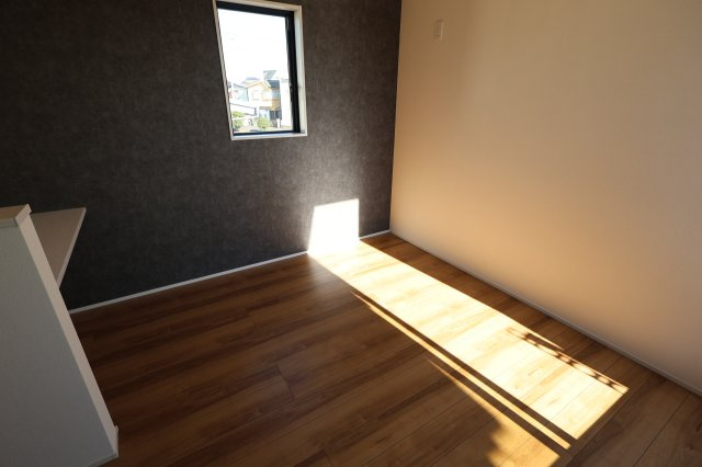 《仲介手数料無料》志木市中宗岡３丁目14-20(3号棟)新築一戸建てグラファーレの洋室|撮影日 2025年11月21日 13:20 晴れ