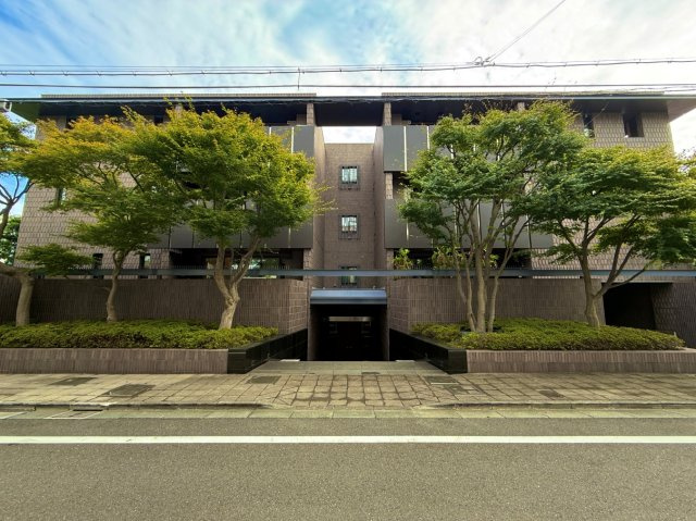 ザ・パークハウス池田山の外観
