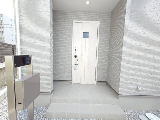 ■■沖縄市照屋　限定１棟の玄関|【現地撮影2025.9】
いつでもご案内可能です♪