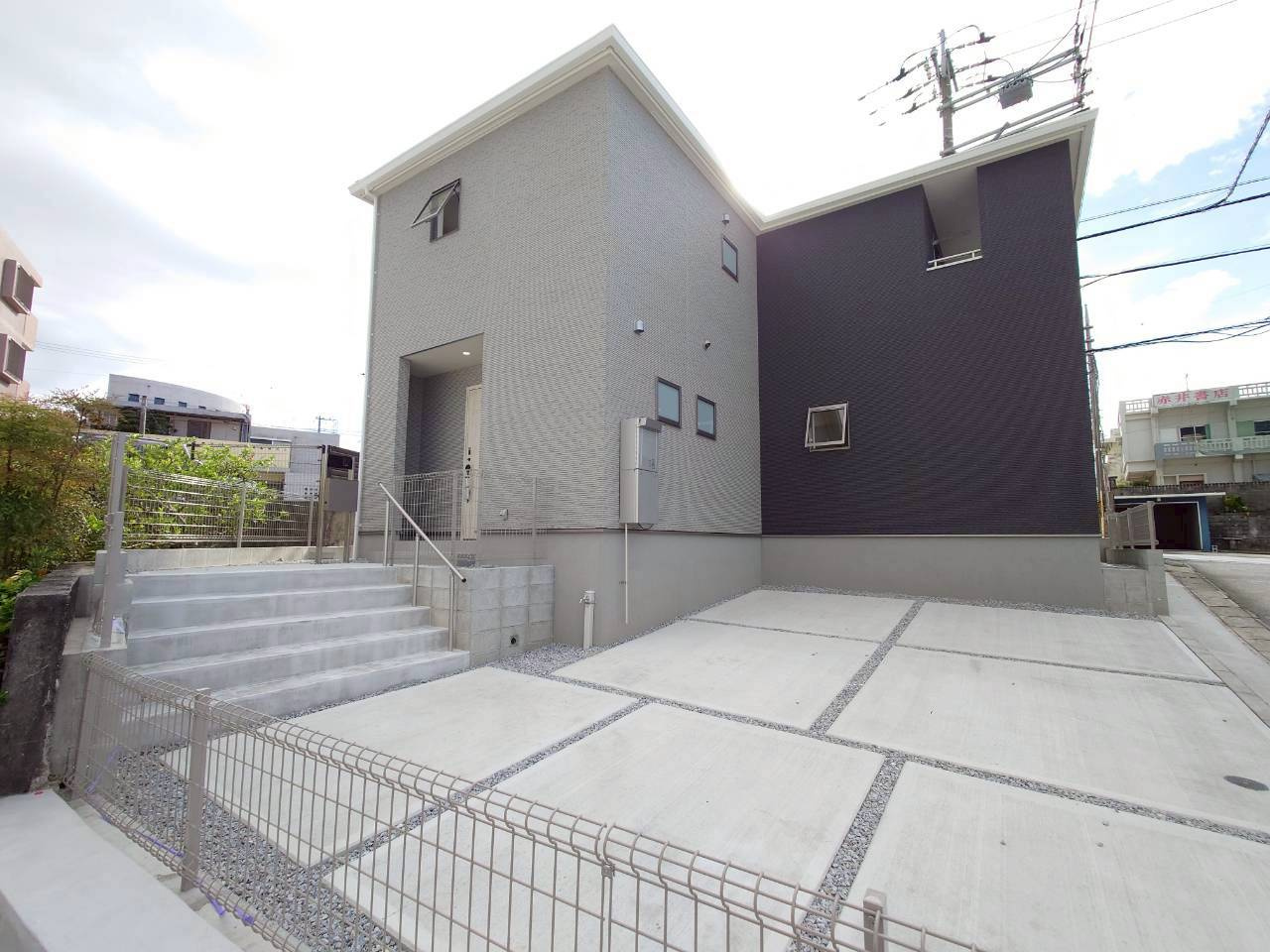 ■■沖縄市照屋　限定１棟