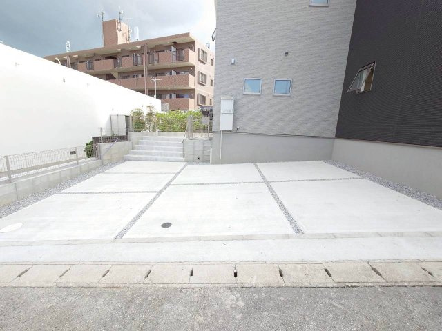 ■■沖縄市照屋　限定１棟の駐車場|【現地撮影2025.9】
いつでもご案内可能です♪