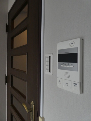 【セキュリティ】 | 仲介手数料割引物件！HPには初期費用掲載！「プライスホーム」で検索！ロワールマンション西大橋2