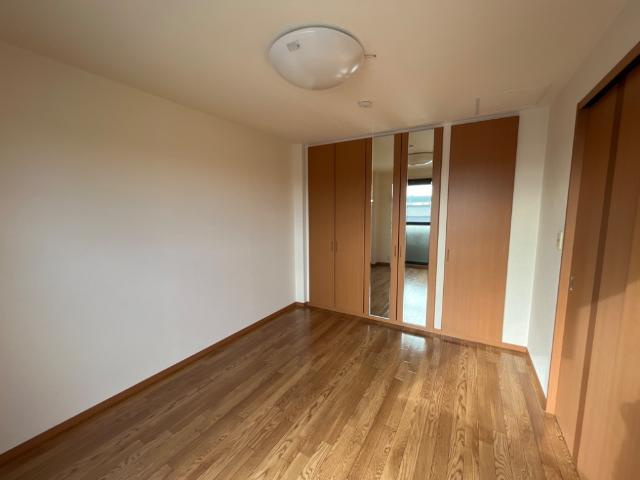 プチストーンⅡの内装|洋室