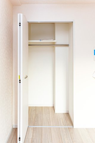 サヴォイソリディティ　6階の収納|別号室のものになります。現状優先。