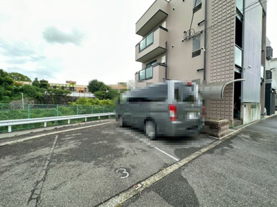 【駐車場】 | ファミーユ春日