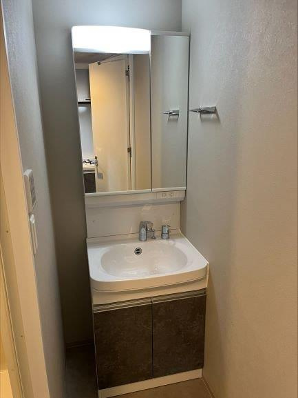 WORVE大阪本町の独立洗面台