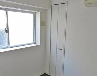 Zeus難波CUBEの寝室