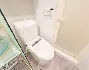 Zeus難波CUBEのトイレ