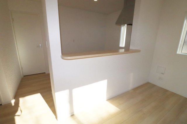 本宮市本宮字千代田　　　３号棟　　　まゆみ小学校、本宮第１中学区のキッチン