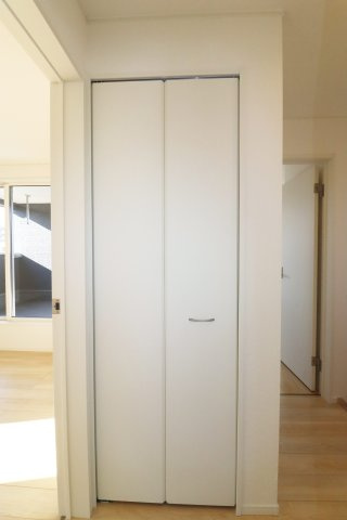 本宮市本宮字千代田　　　３号棟　　　まゆみ小学校、本宮第１中学区の収納|2Fホール収納♪