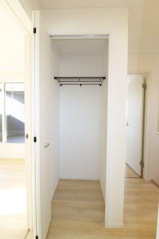 本宮市本宮字千代田　　　３号棟　　　まゆみ小学校、本宮第１中学区の収納|2Fホール収納♪