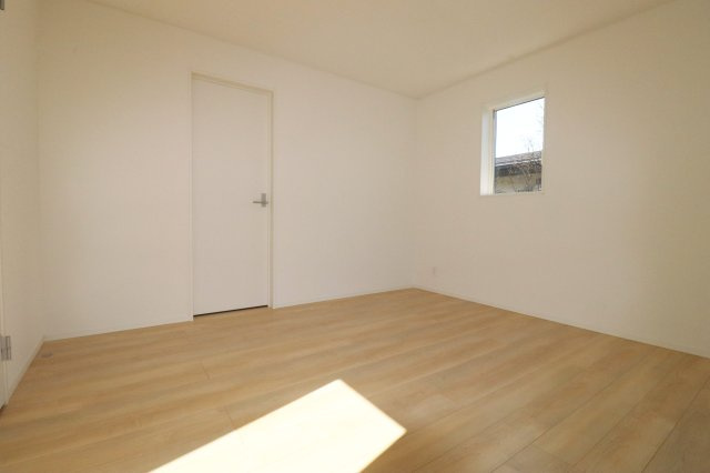 本宮市本宮字千代田　　　３号棟　　　まゆみ小学校、本宮第１中学区の洋室