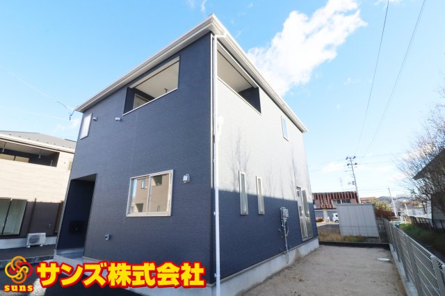 本宮市本宮字千代田　　　３号棟　　　まゆみ小学校、本宮第１中学区の外観|南西側から見た外観