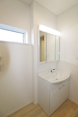 本宮市本宮字千代田　　　４号棟　　　まゆみ小学校、本宮第１中学区の浴室