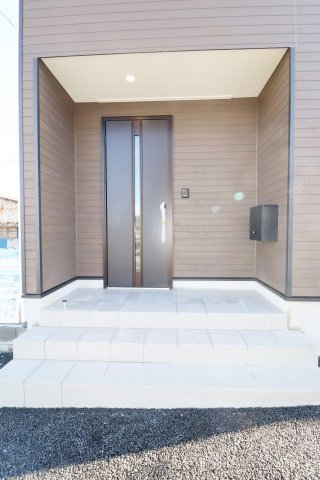 本宮市本宮字千代田　　　４号棟　　　まゆみ小学校、本宮第１中学区の玄関