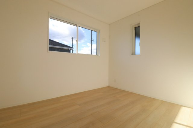 本宮市本宮字千代田　　　４号棟　　　まゆみ小学校、本宮第１中学区の洋室