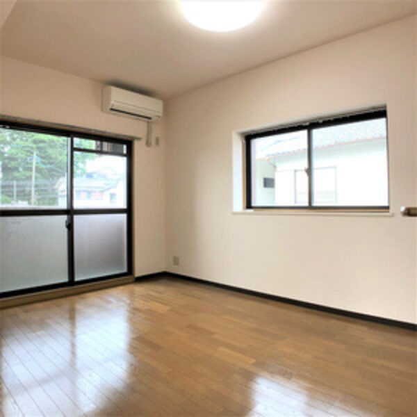 プティリヴィエール　名古屋市賃貸　仲介手数料無料の居間・リビング