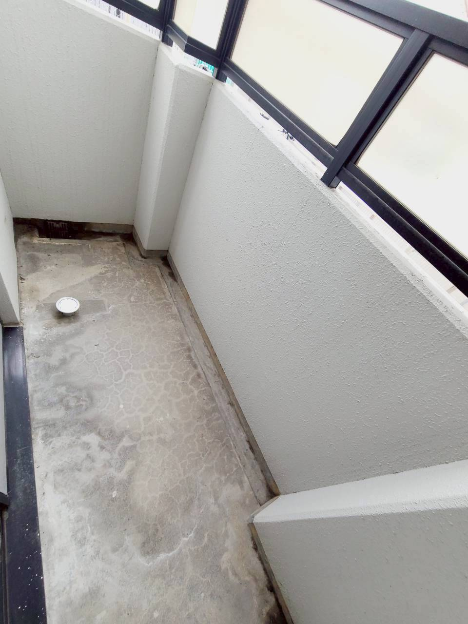 フローレンス西宮Ⅱのバルコニー