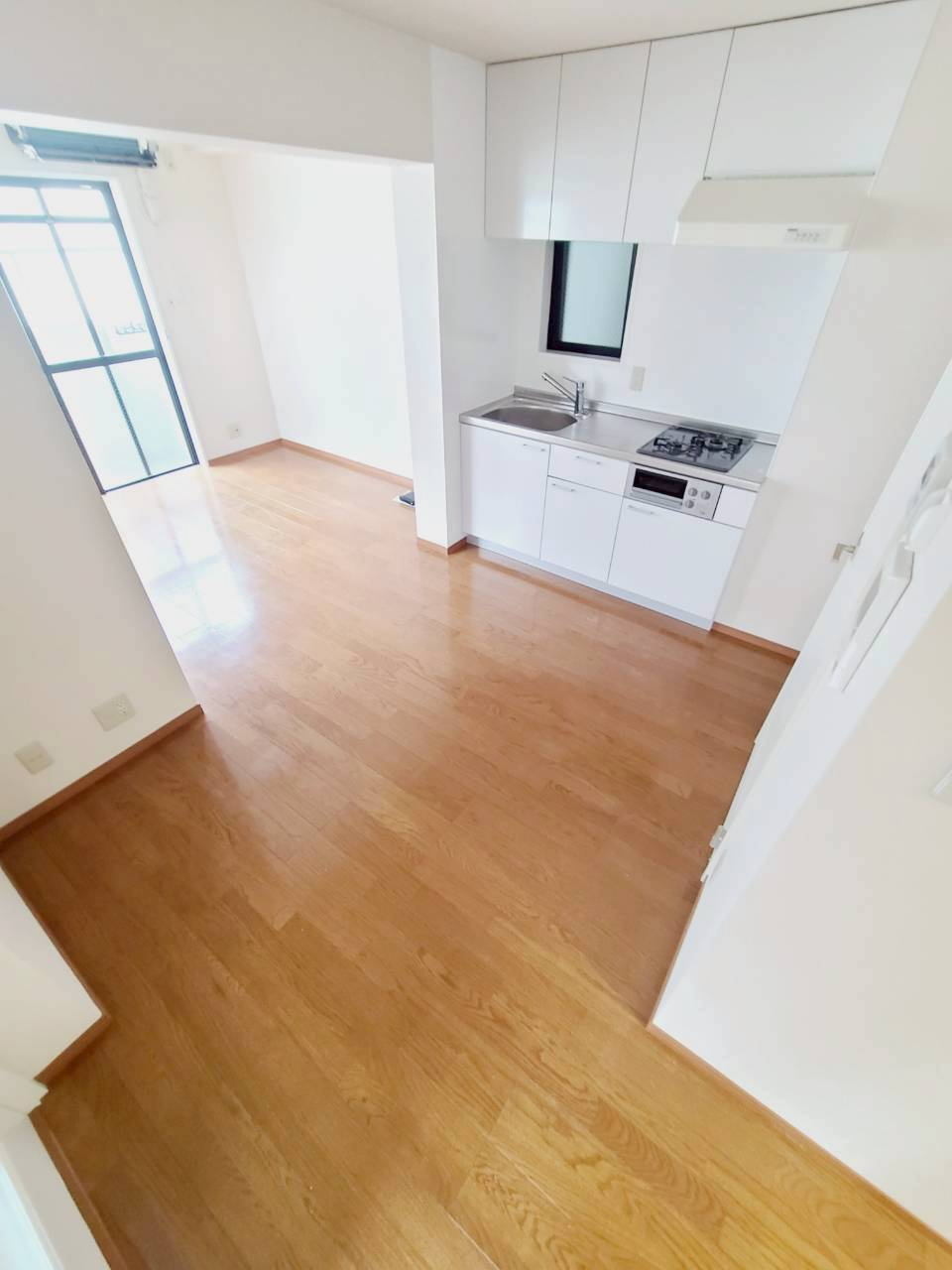 フローレンス西宮Ⅱの居間・リビング