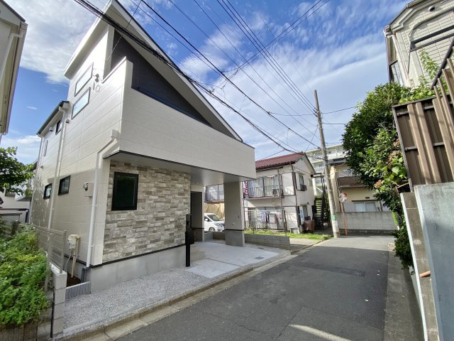 練馬区南田中3丁目 限定1棟の前面道路含む現地写真|東側約4.0ｍ公道に面する整形地です
北側通路につき角地風の開放感ございます