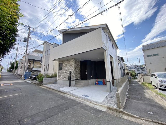 練馬区南田中3丁目 限定1棟の外観|【現地販売会開催！】
堂々完成につきご内覧いただけます
「練馬高野台」駅徒歩5分の好立地です♪