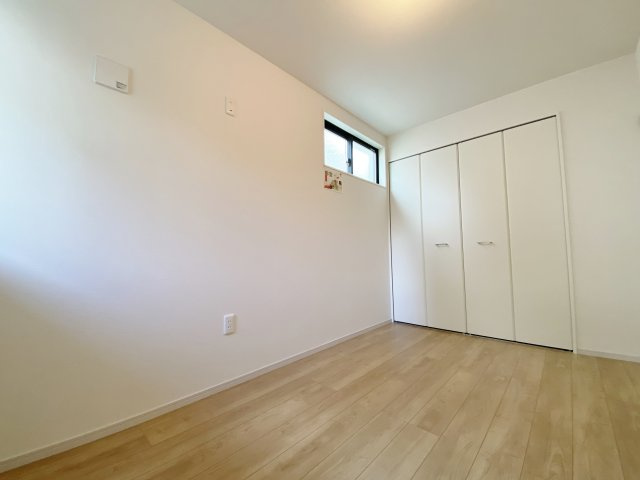 練馬区南田中3丁目 限定1棟の洋室|1階5.0帖　洋室