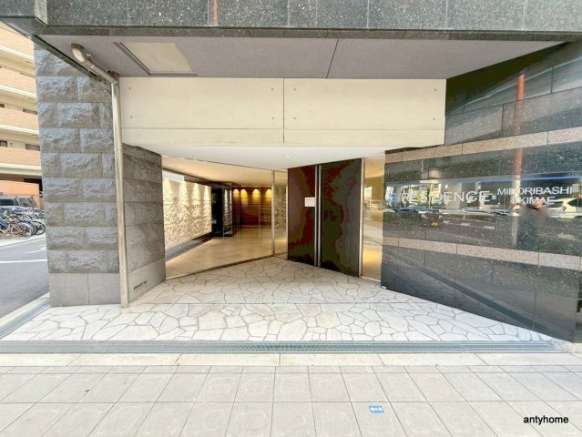 S-RESIDENCE緑橋駅前　仲介手数料無料のエントランス