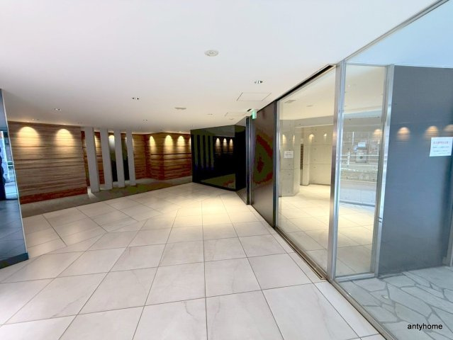 S-RESIDENCE緑橋駅前　仲介手数料無料のロビー