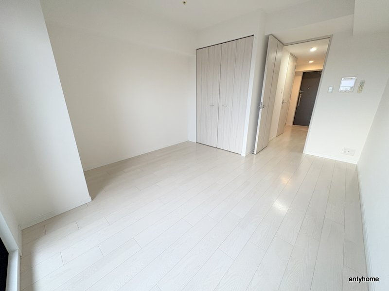 S-RESIDENCE緑橋駅前　仲介手数料無料の居間・リビング