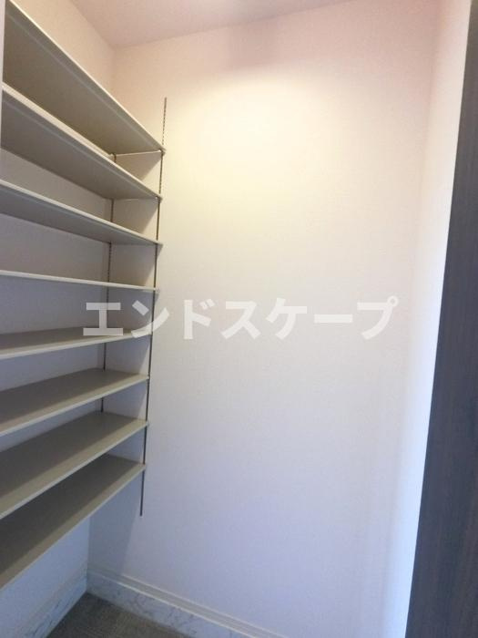 ラルジュ並榎の収納|高崎、前橋エリアのお部屋探しはエンドスケープまで！お客様の理想お聞かせ下さい♪
