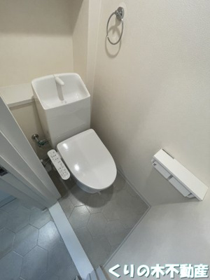 【トイレ】 | シェブー喜田村Ⅱ | 落ち着いた色調のトイレです