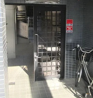 【エントランス】