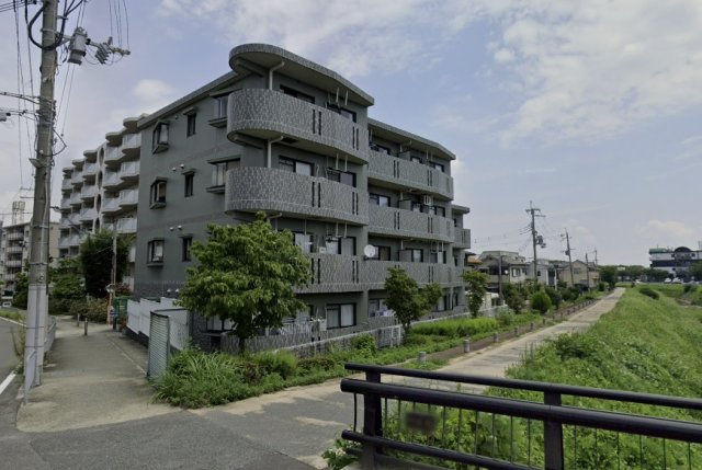 ファミール昆陽池公園