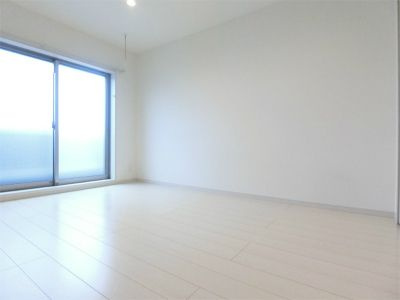 【居間・リビング】 | リブリ・川越旭町 | こちらのリビングで趣味の時間をお楽しみください