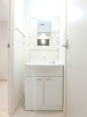 【独立洗面台】 | リブリ・川越旭町 | 独立洗面台、朝の身支度には欠かせません