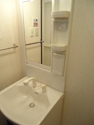 【洗面所】 | フェニックス中島 | 洗髪洗面化粧台