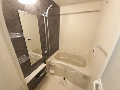 【浴室】 | ヴァロ伏見稲荷