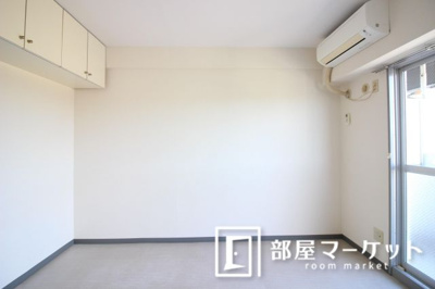 【洋室】 | ステップVIII | 同型タイプ