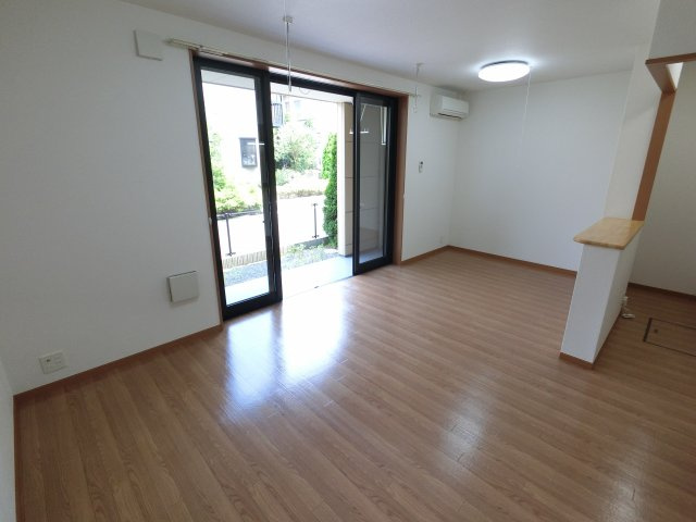 【居間・リビング】