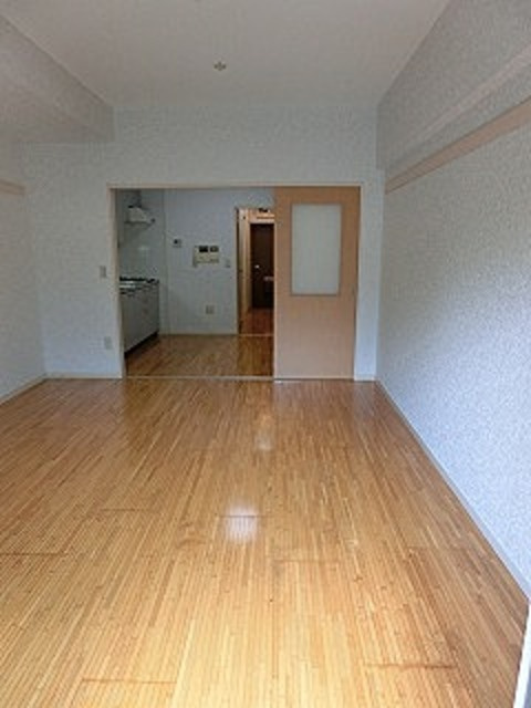 ロイヤルパーク多摩川の居間・リビング|※イメージ写真
※現況優先となります。