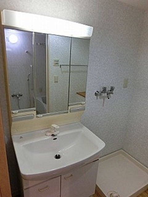 ロイヤルパーク多摩川の洗面所|※イメージ写真
※現況優先となります。